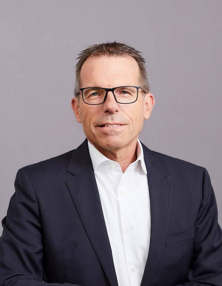Dieter Pesch, 研发和产品管理高级副总裁